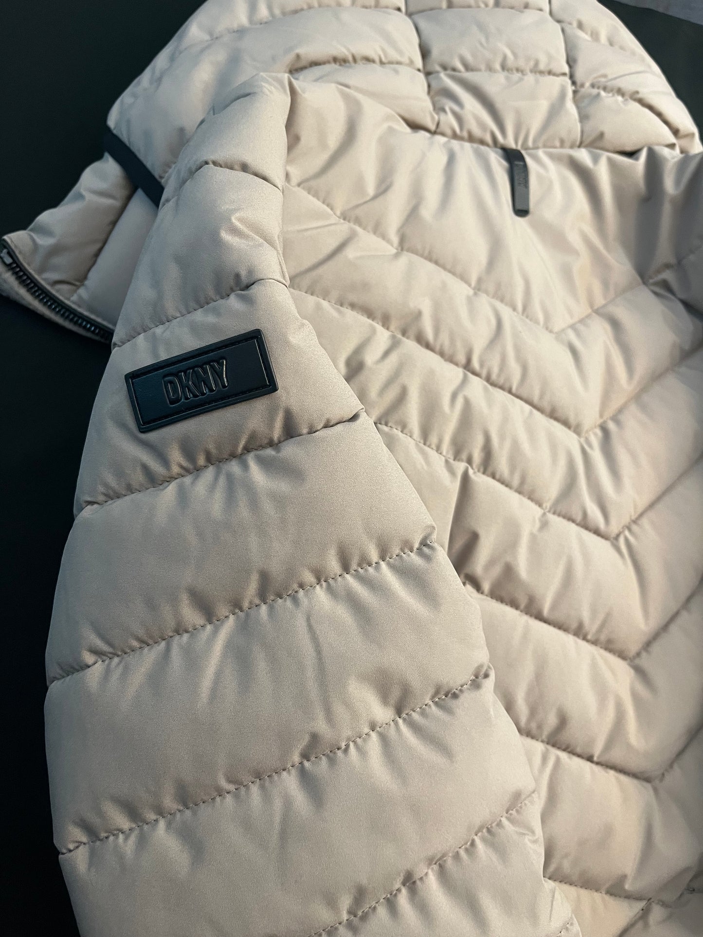 DkNY super nice puffer jacket